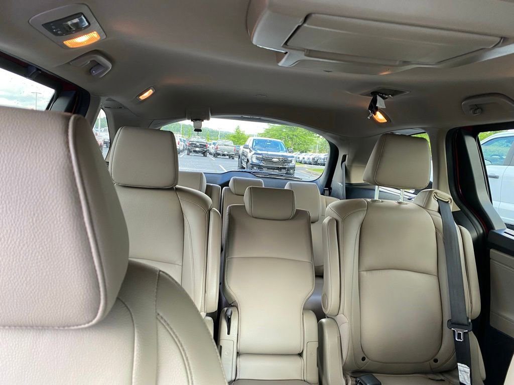 Used 2024 Honda Odyssey Touring image 30