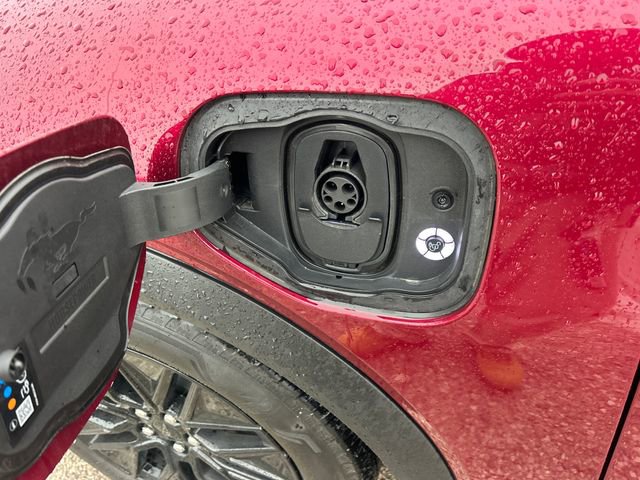 Used 2025 Ford Mustang Mach-E Select w/ Comfort Package Lite image 45