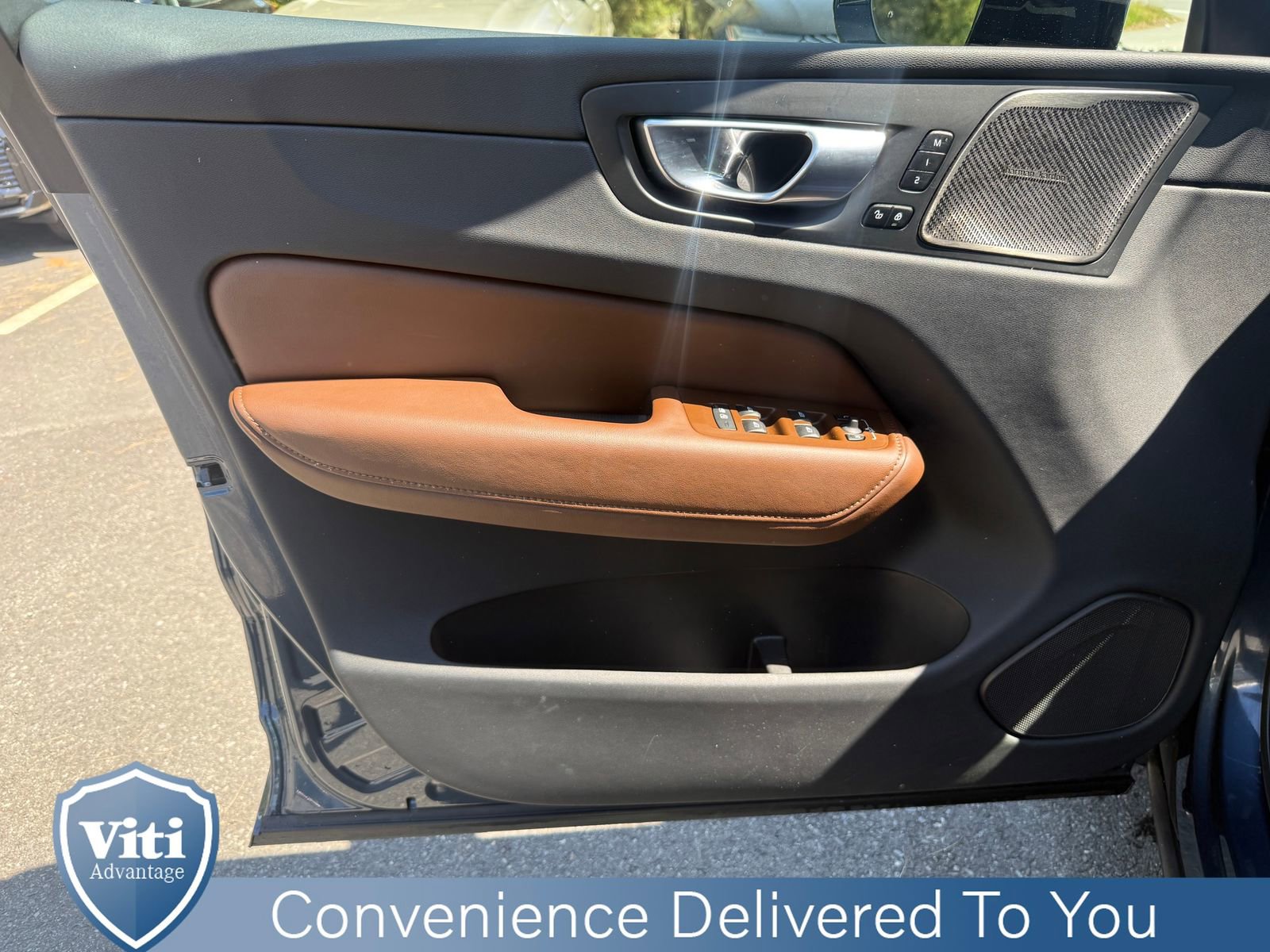 Used 2023 Volvo XC60 B5 Plus w/ Climate Package AWD/4WD image 16