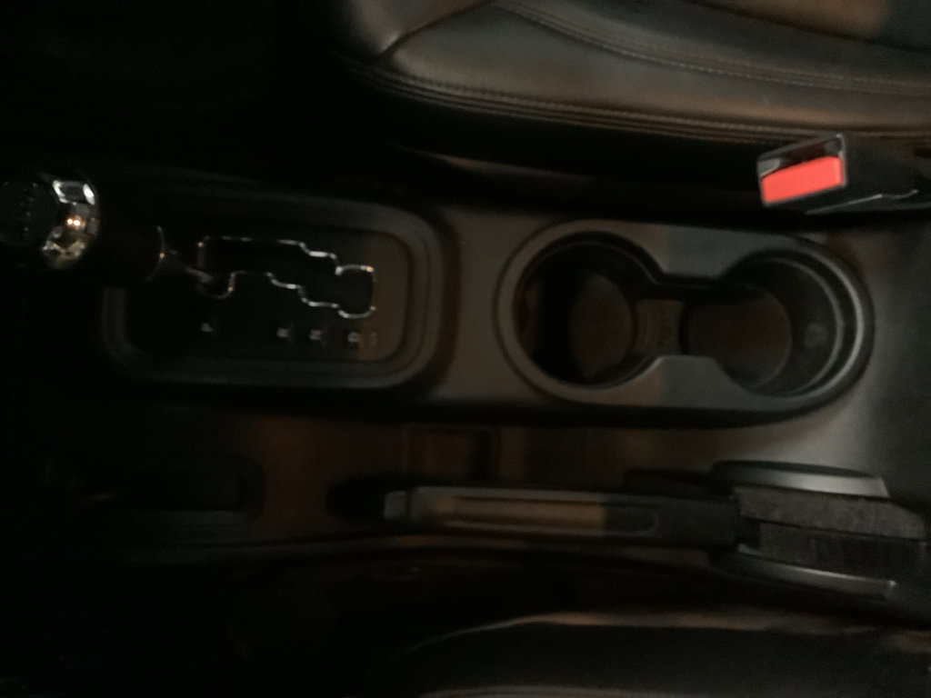 Used 2017 Jeep Wrangler Unlimited Rubicon w/ Cold Weather Group image 21