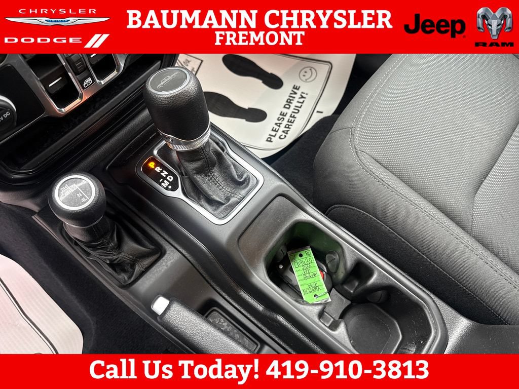 Used 2022 Jeep Gladiator Sport AWD/4WD image 32