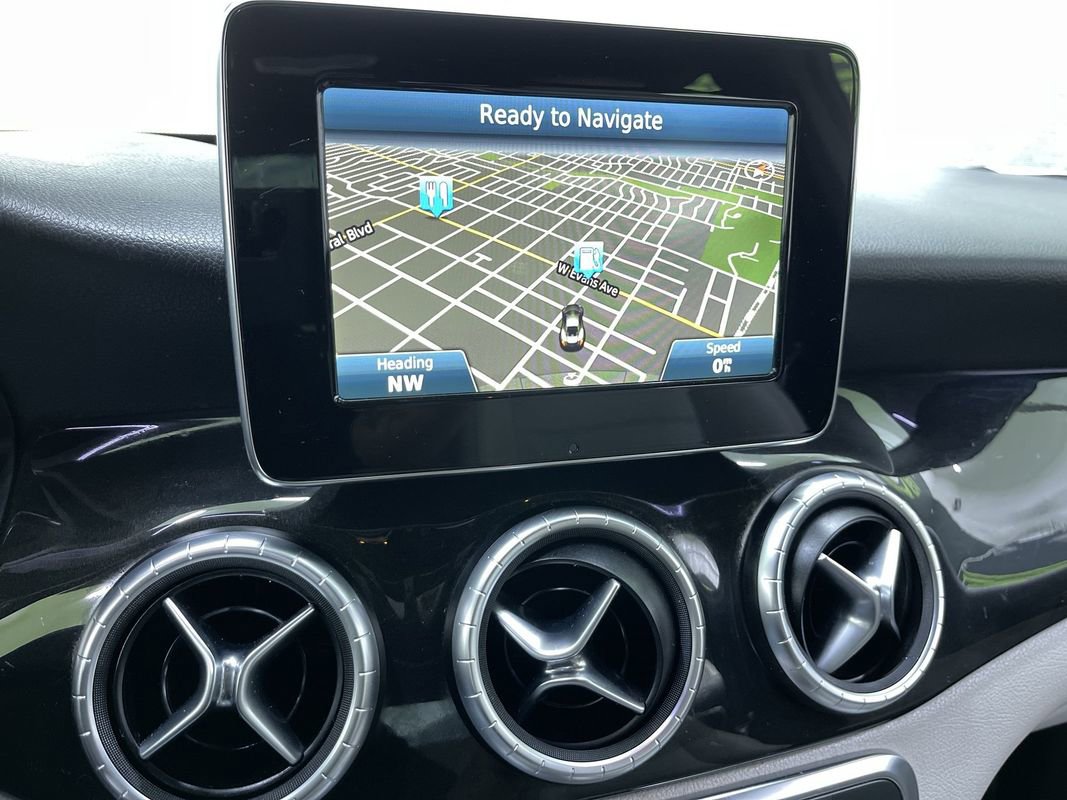 Used 2015 Mercedes-Benz CLA 250 image 20