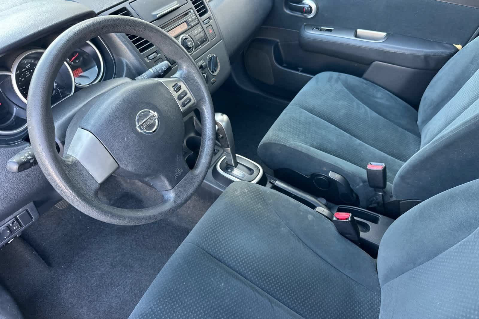 Used 2010 Nissan Versa 1.8 S w/ PWR Plus Pkg FWD image 12