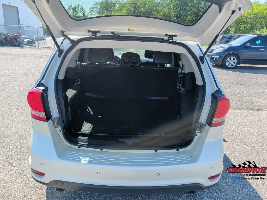 Used 2014 Dodge Journey R/T FWD image 13