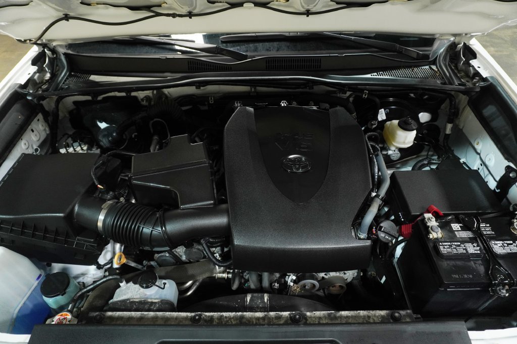 Used 2023 Toyota Tacoma SR AWD/4WD image 9
