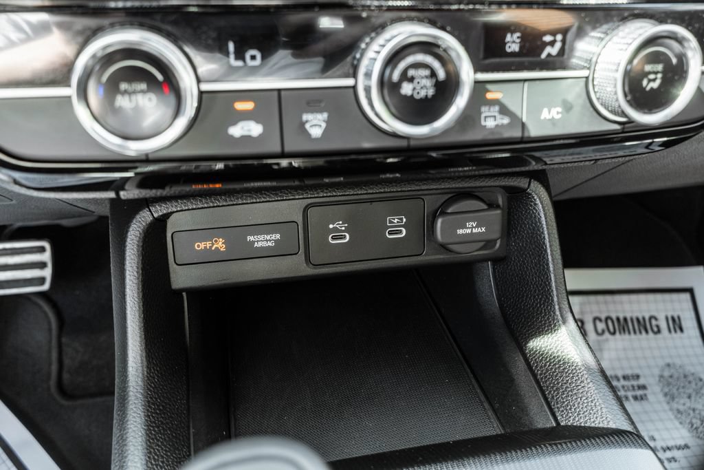 Used 2025 Honda Civic Sport image 8