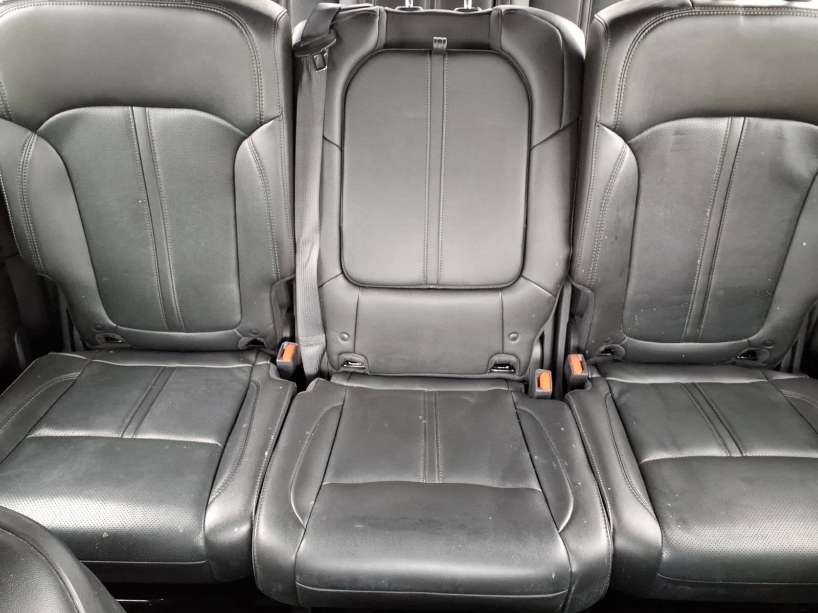 Used 2023 Jeep Wagoneer 2WD image 23
