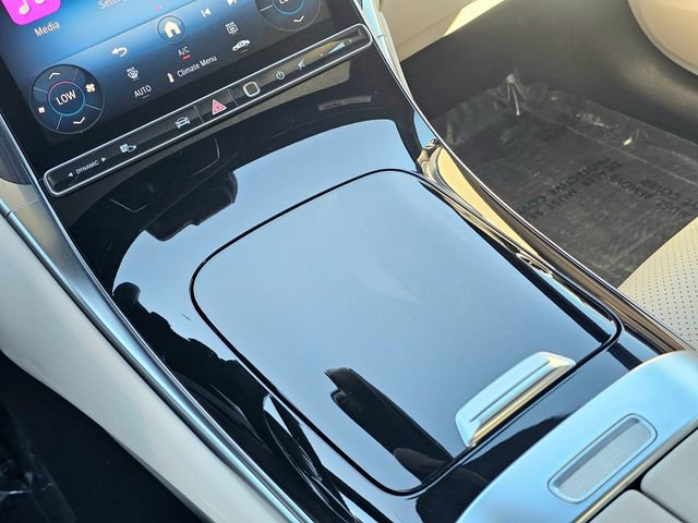 Certified 2025 Mercedes-Benz GLC 300 4MATIC image 35