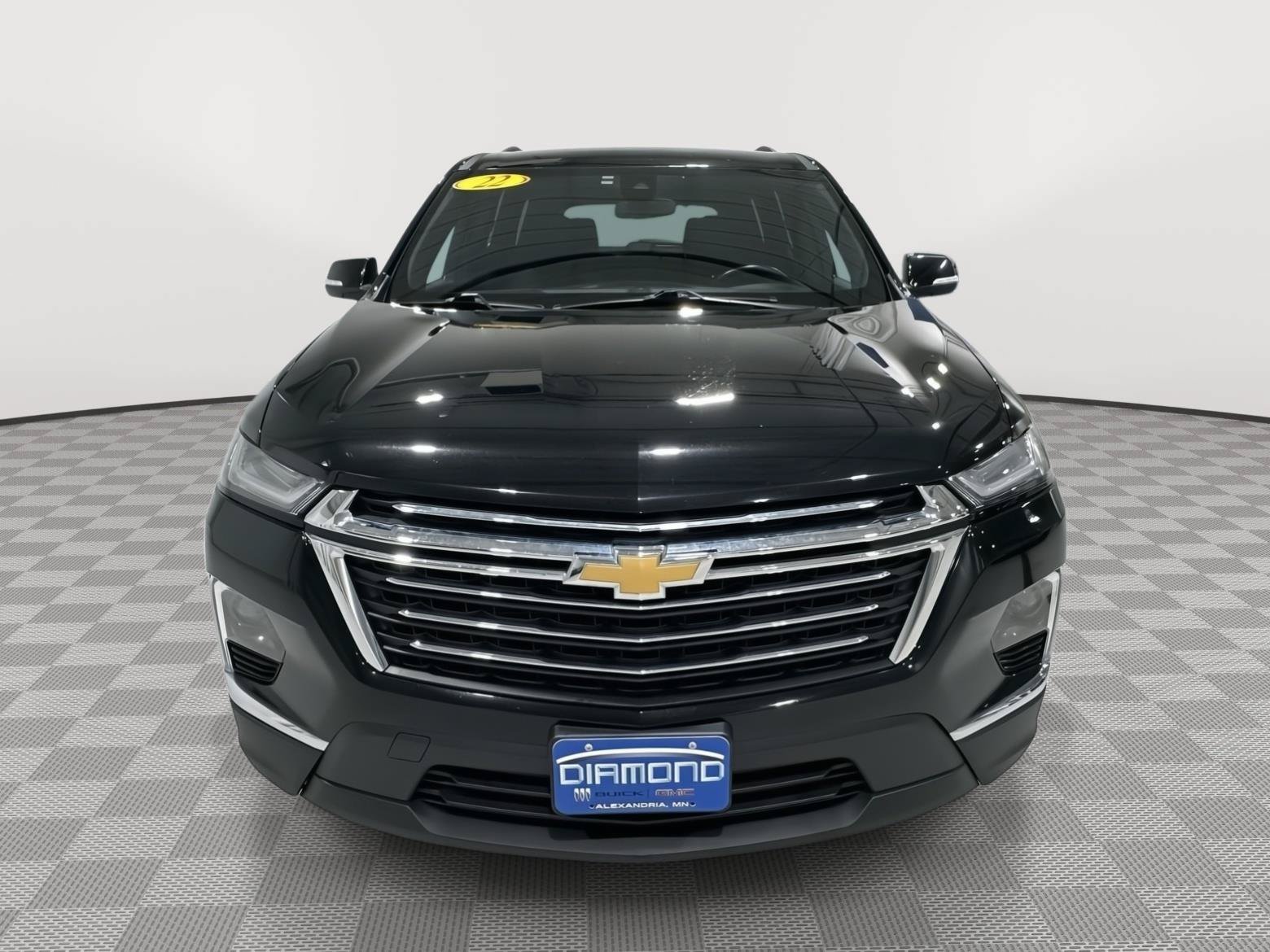 Used 2022 Chevrolet Traverse LT w/ LPO, Floor Liner Package AWD/4WD image 8