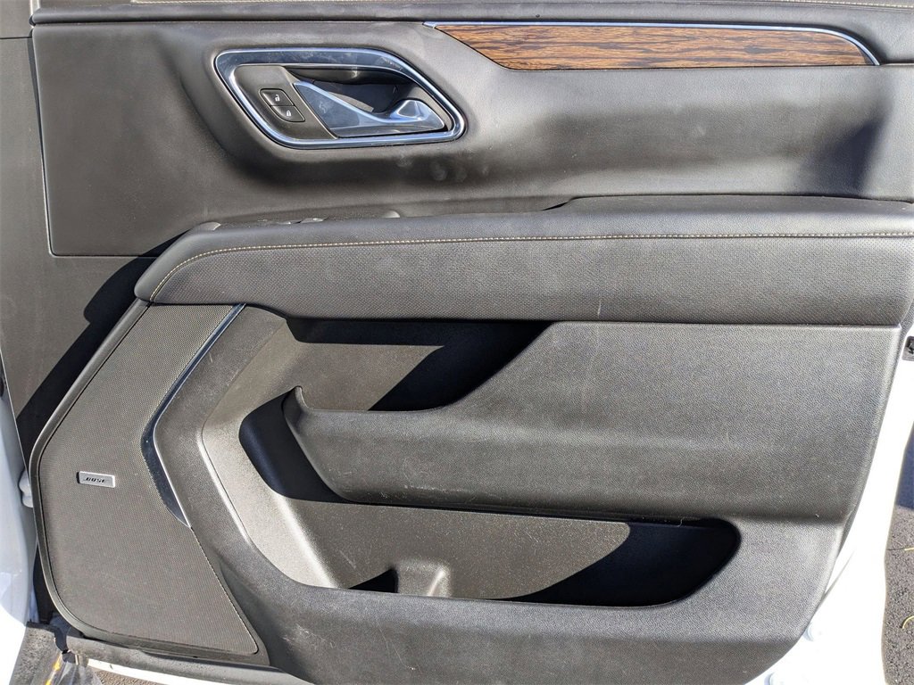 Used 2023 Chevrolet Suburban Premier image 40