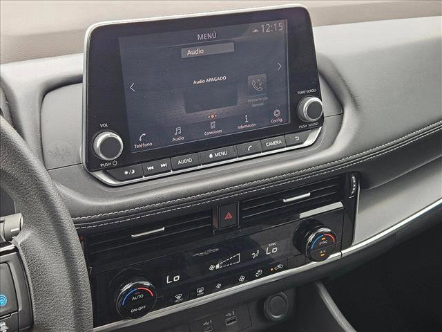 Used 2020 Nissan Rogue SV image 11