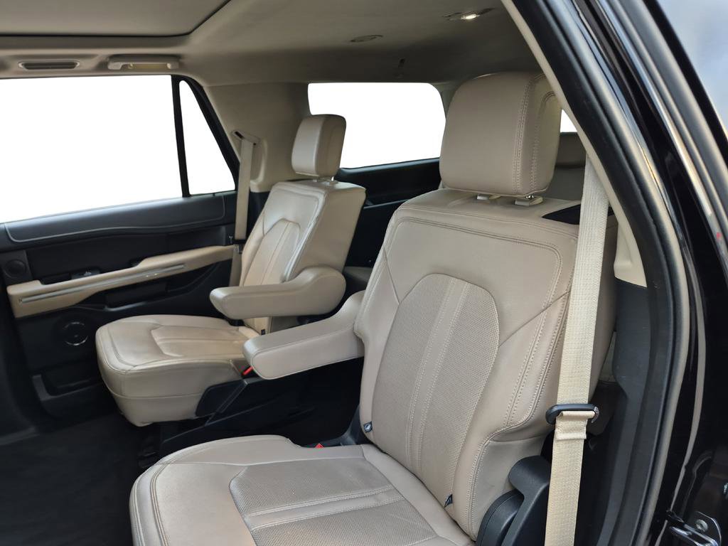 Used 2023 Ford Expedition Limited image 27
