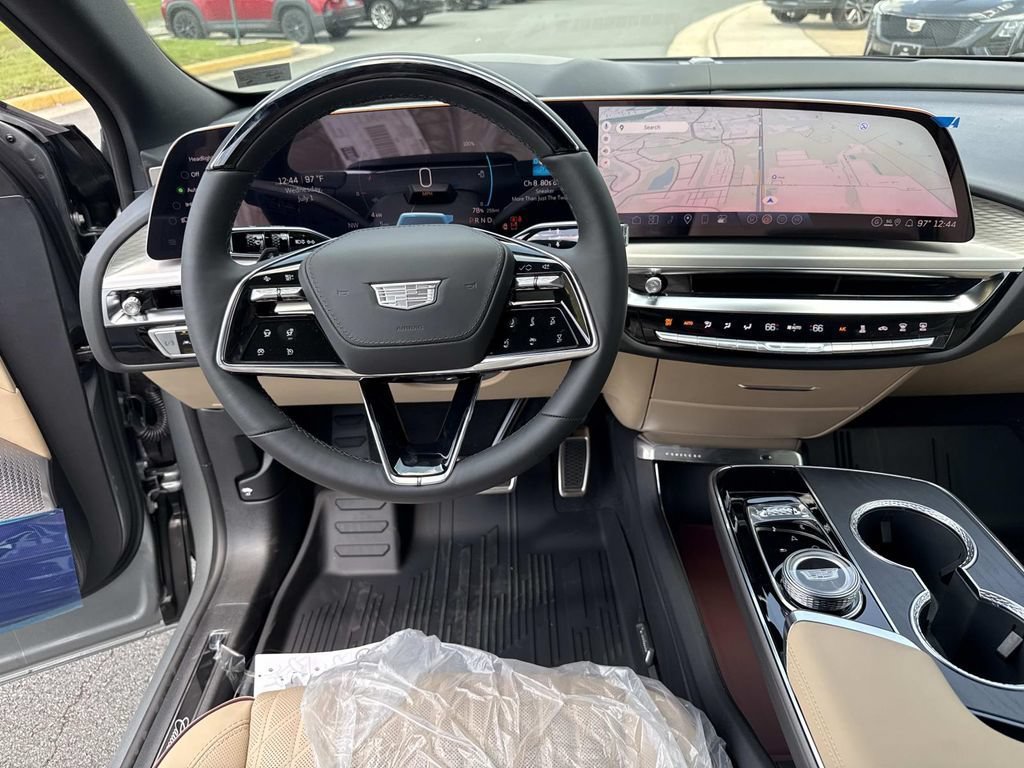New 2026 Cadillac Lyriq Signature Sport w/ Nappa Leather Package AWD/4WD image 10