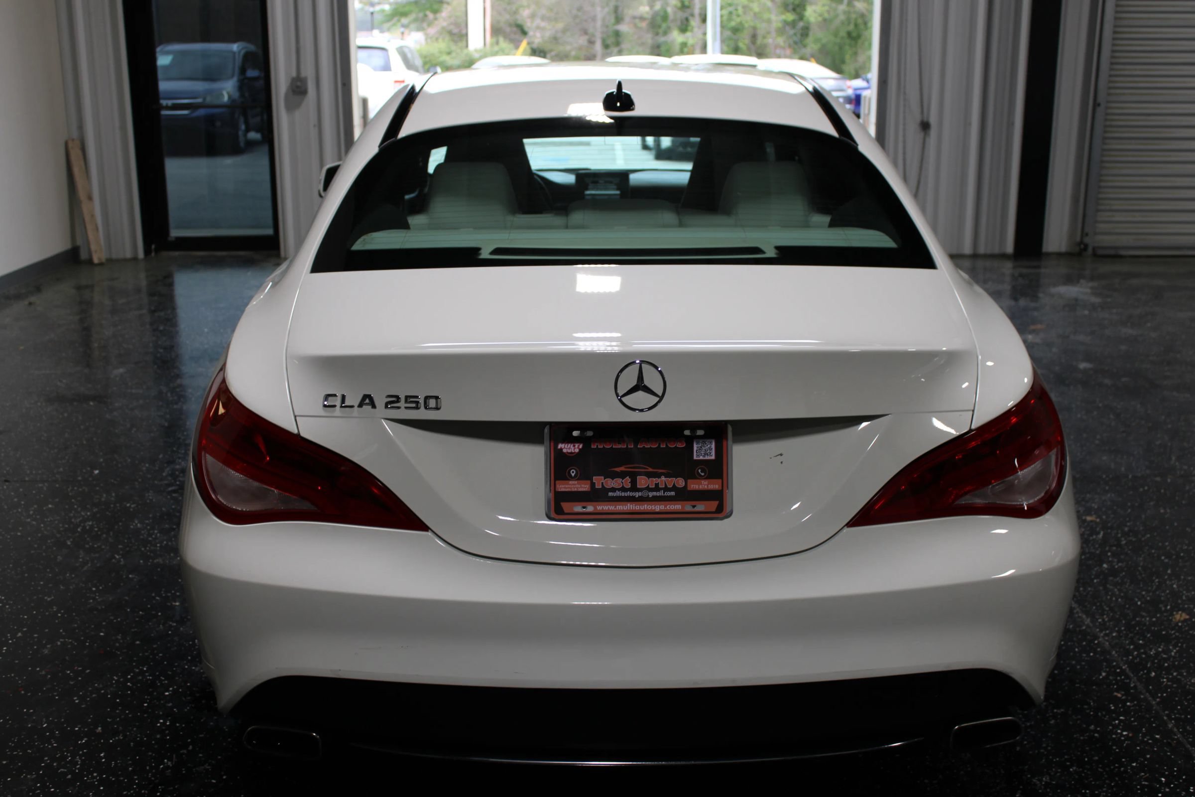 Used 2014 Mercedes-Benz CLA 250 image 3
