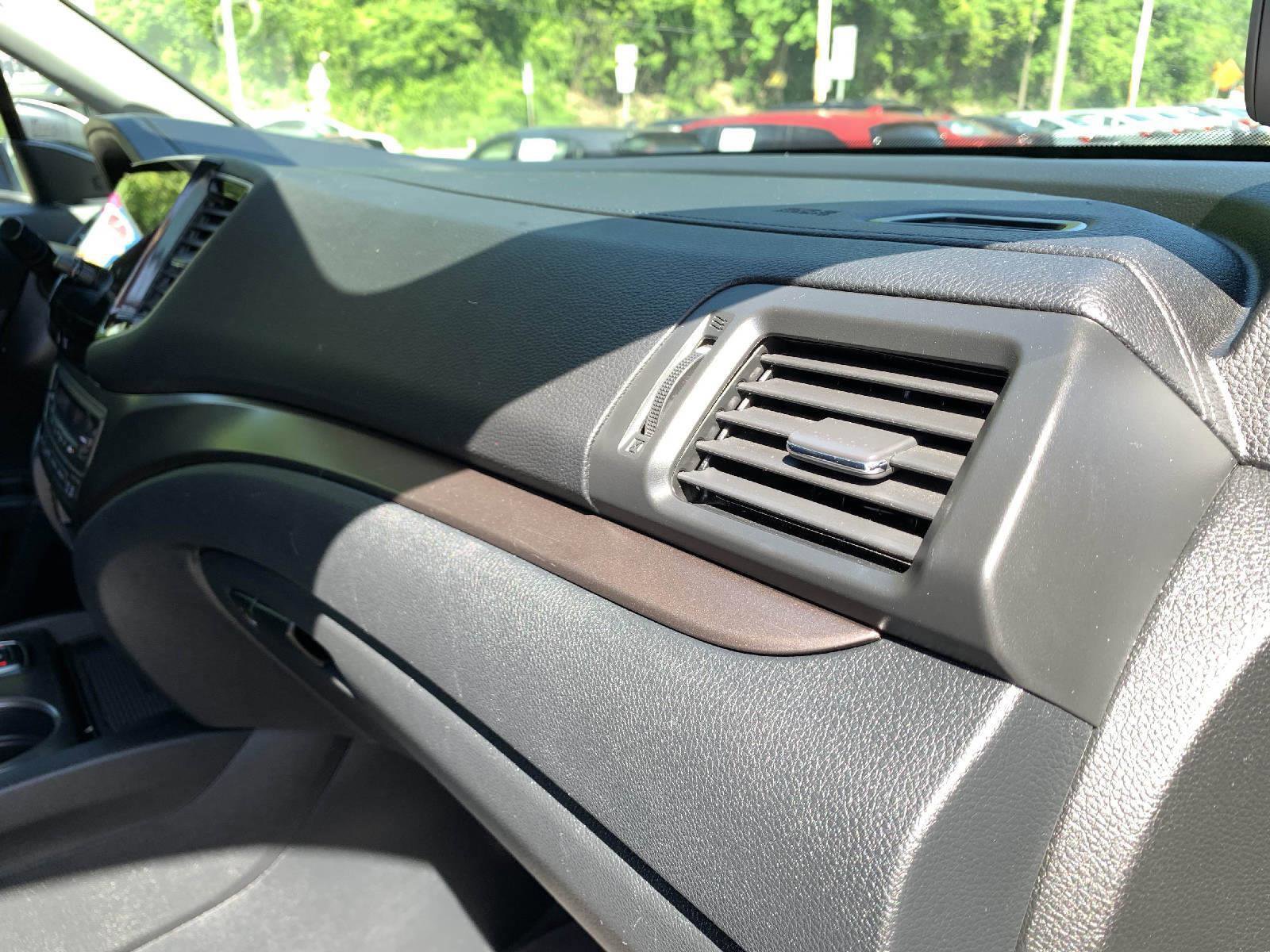 Used 2021 Honda Pilot Special Edition image 42