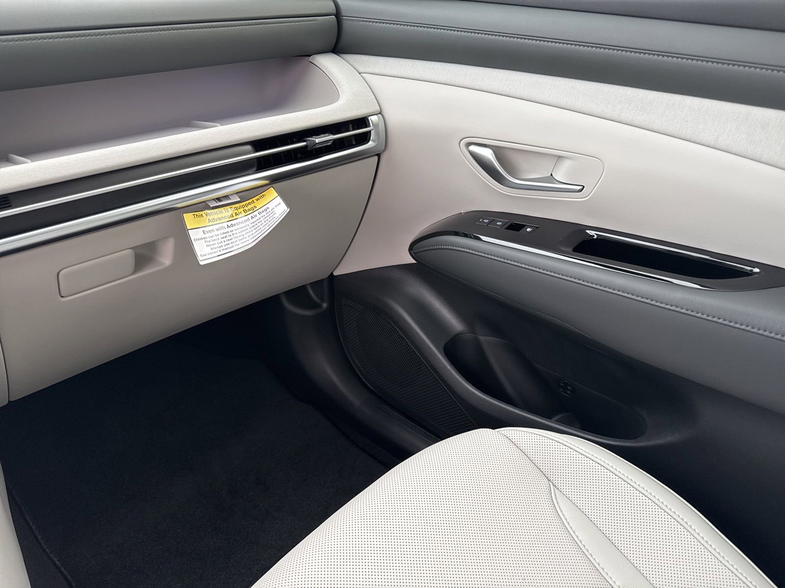 Used 2025 Hyundai Tucson Limited image 31