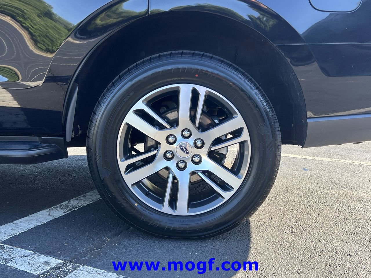 Used 2024 Ford Expedition Limited RWD image 34