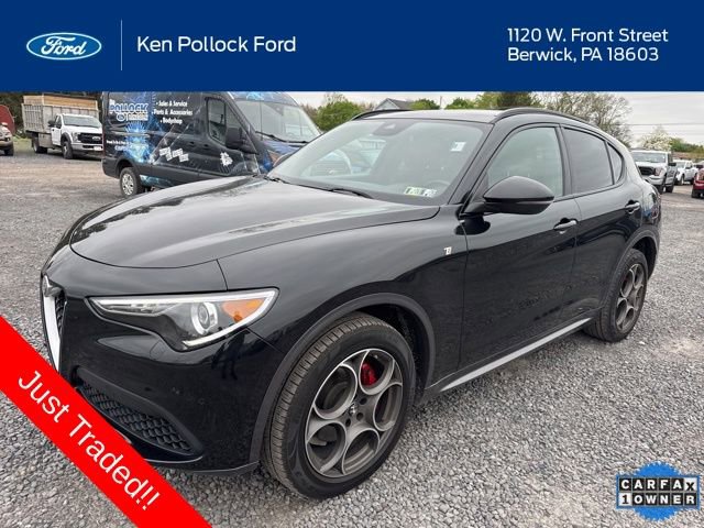 Used 2022 Alfa Romeo Stelvio Ti AWD/4WD image 1