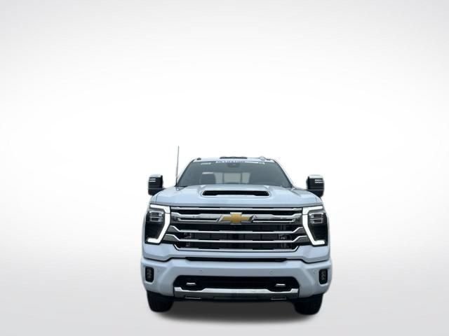 New 2026 Chevrolet Silverado 3500 High Country w/ Technology Package AWD/4WD image 13