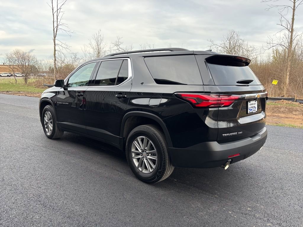 Used 2023 Chevrolet Traverse LT AWD/4WD image 5