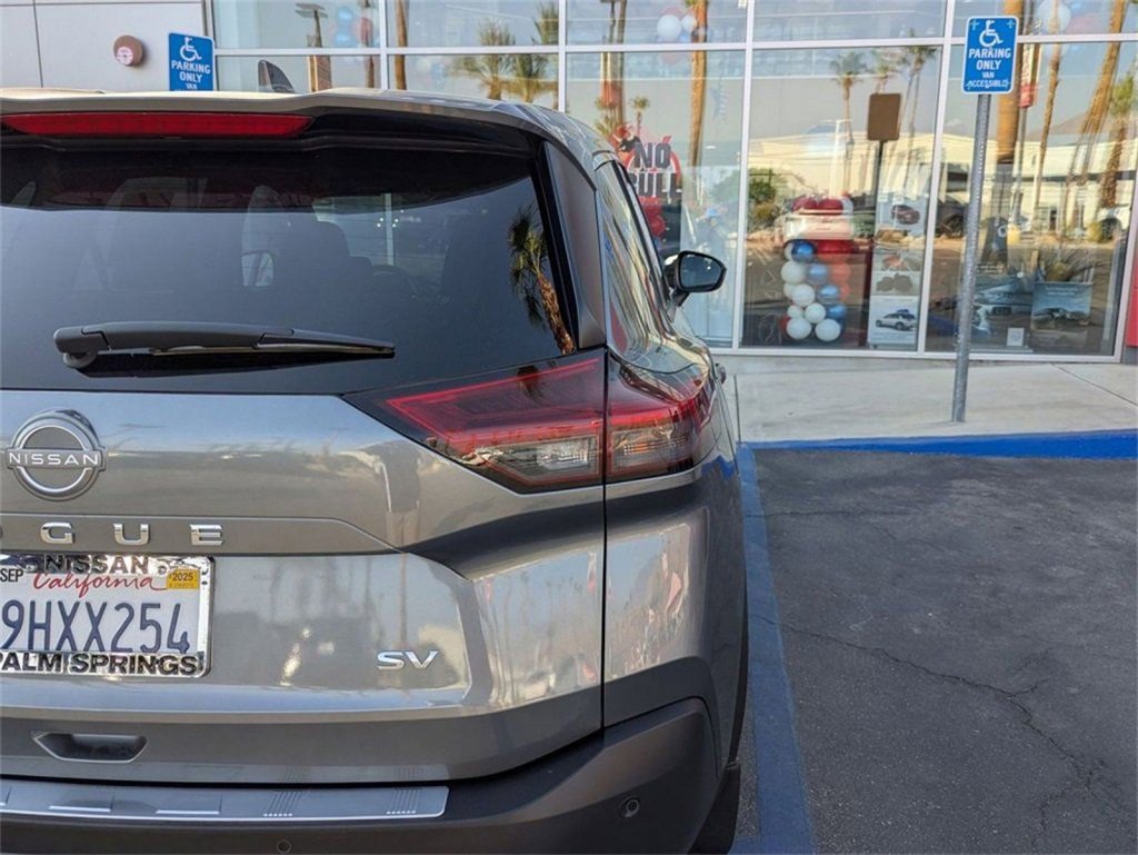 Certified 2023 Nissan Rogue SV image 11