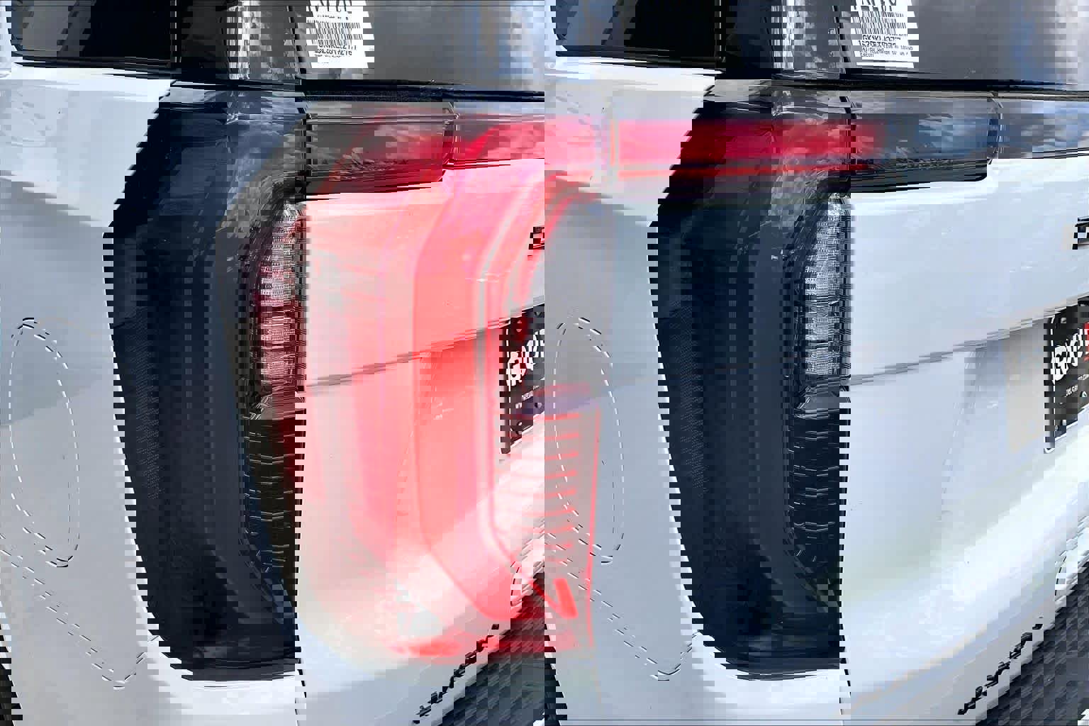 New 2026 GMC Yukon Denali w/ Sun & Power Step Package image 12