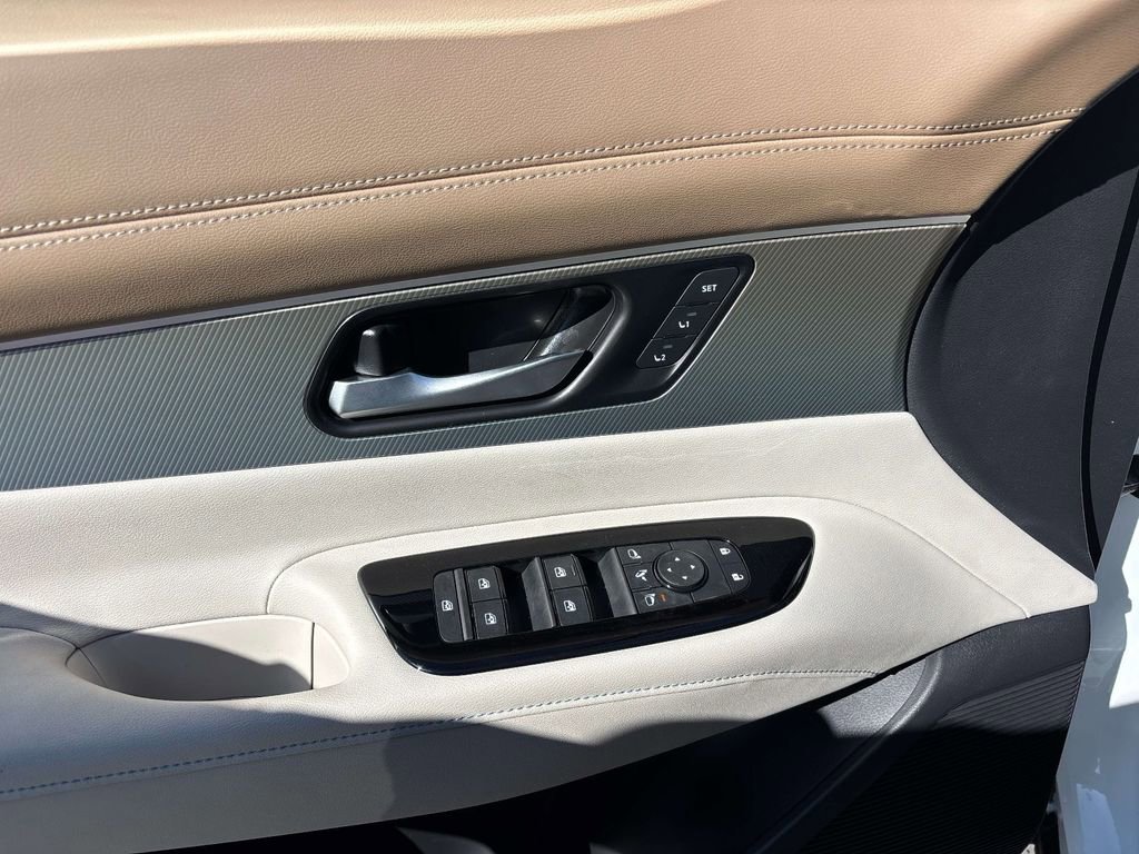 New 2026 Nissan Murano Platinum image 9