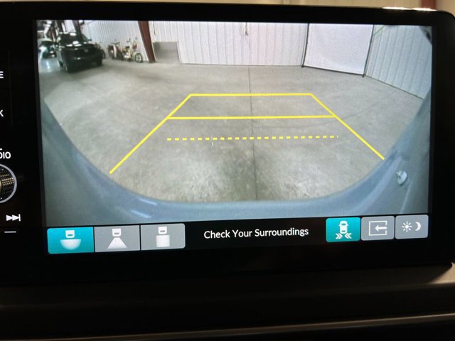 New 2025 Honda Pilot Touring image 25