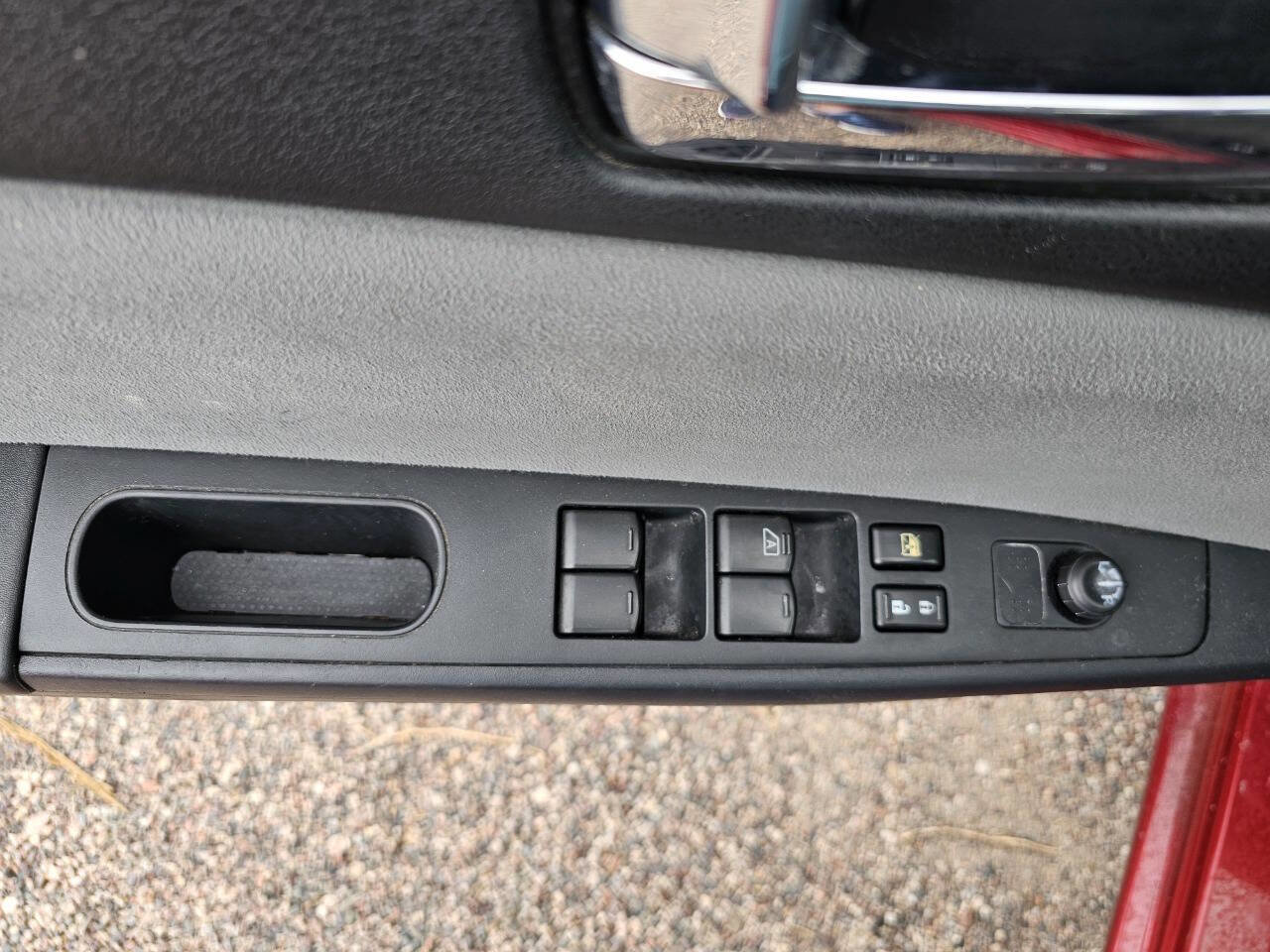 Used 2012 Nissan Sentra 2.0 S FWD image 12