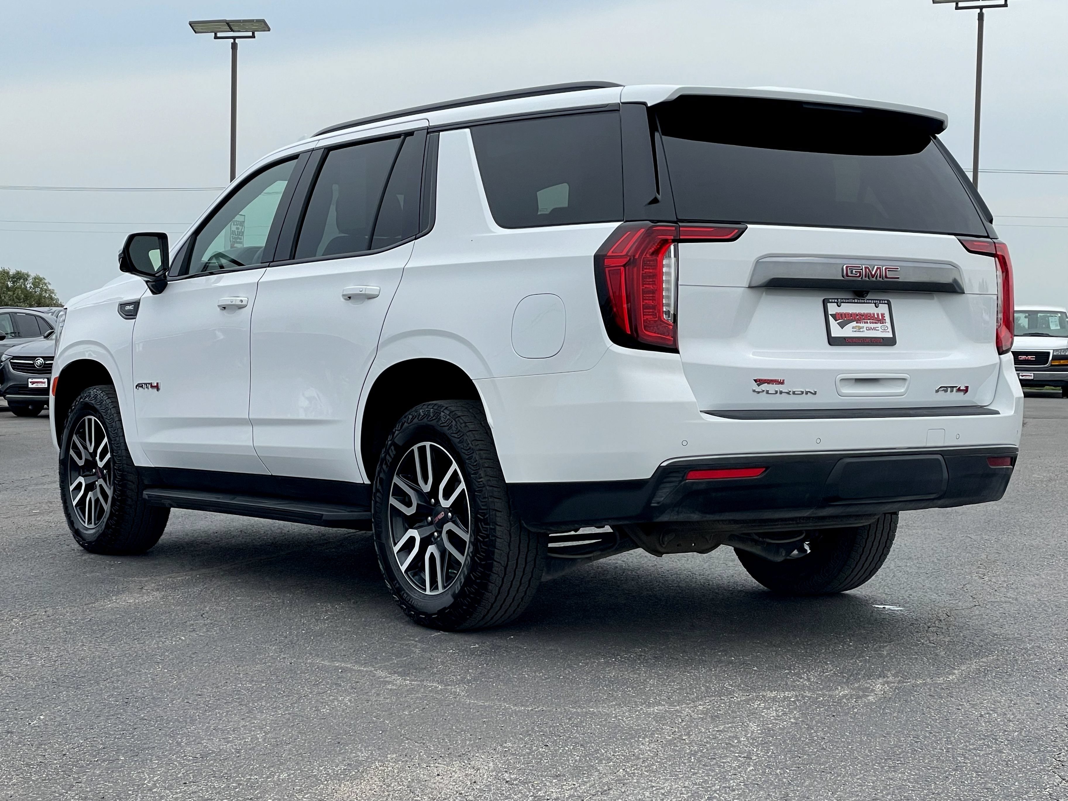 Certified 2024 GMC Yukon AT4 w/ Technology Package AWD/4WD image 6