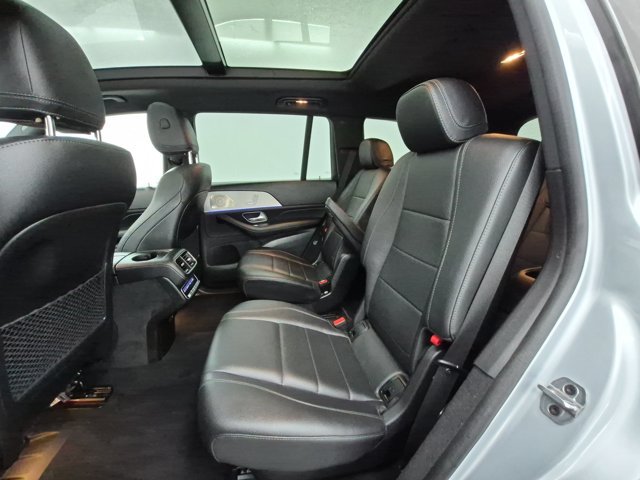 Used 2025 Mercedes-Benz GLS 450 4MATIC image 22