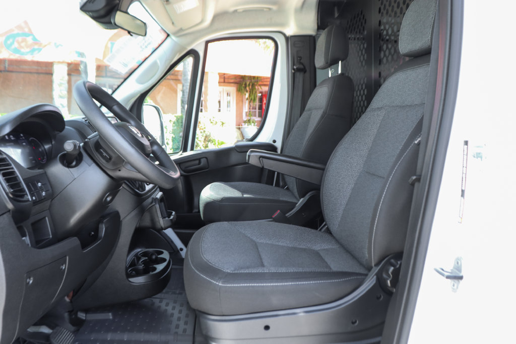 Used 2025 RAM ProMaster 2500 w/ U-Haul Equipment Group FWD image 19
