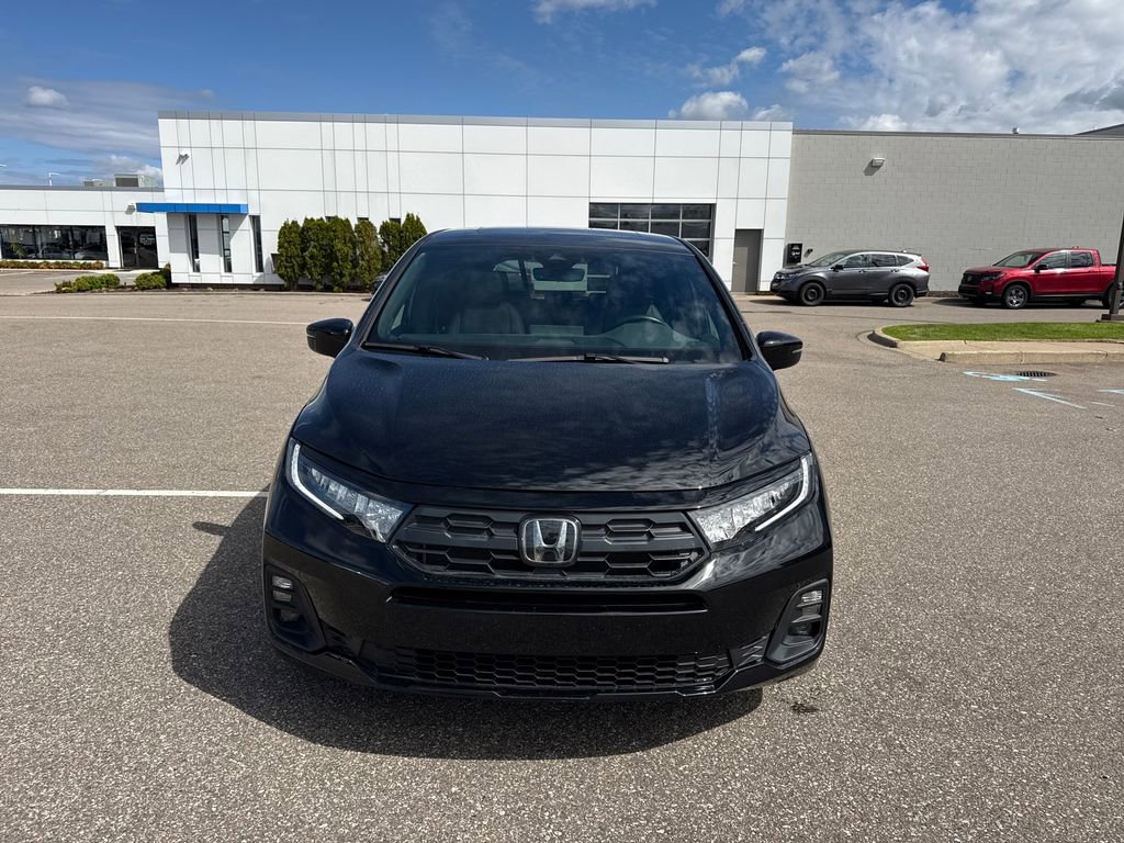 Certified 2025 Honda Odyssey Sport-L image 3