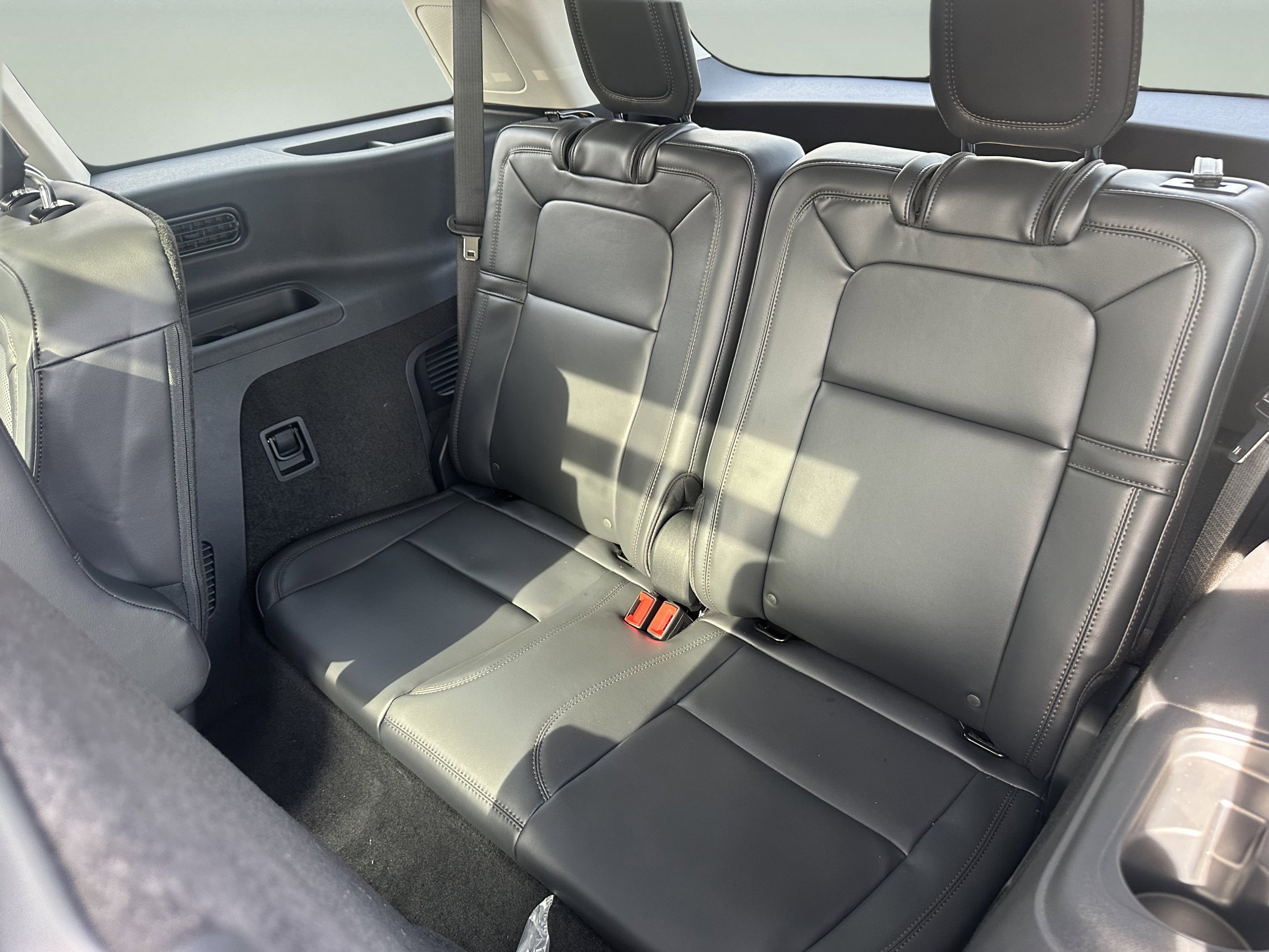 New 2025 Lincoln Aviator Reserve w/ Equipment Group 201A AWD/4WD image 11