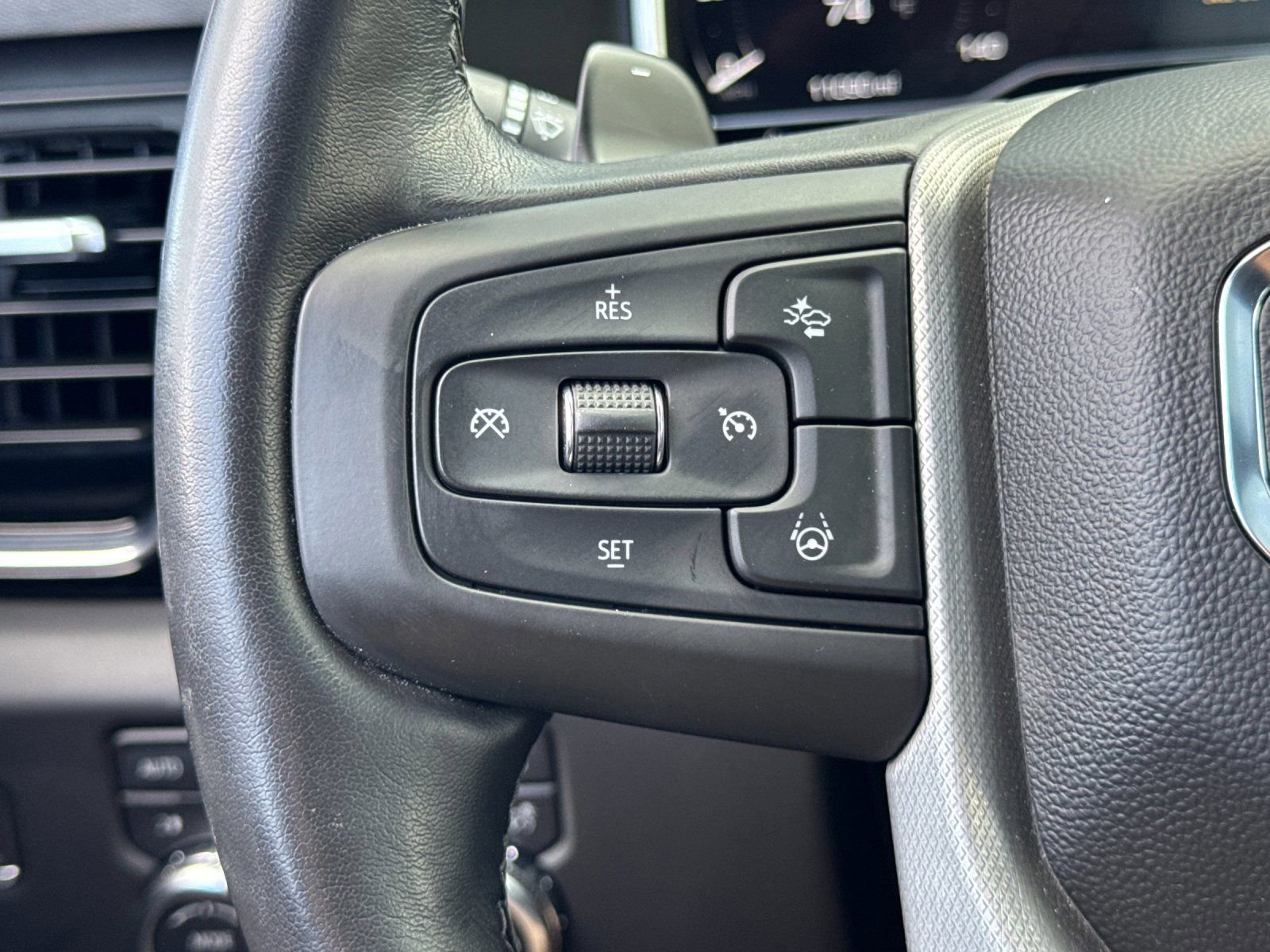 Used 2024 GMC Sierra 1500 Denali image 28