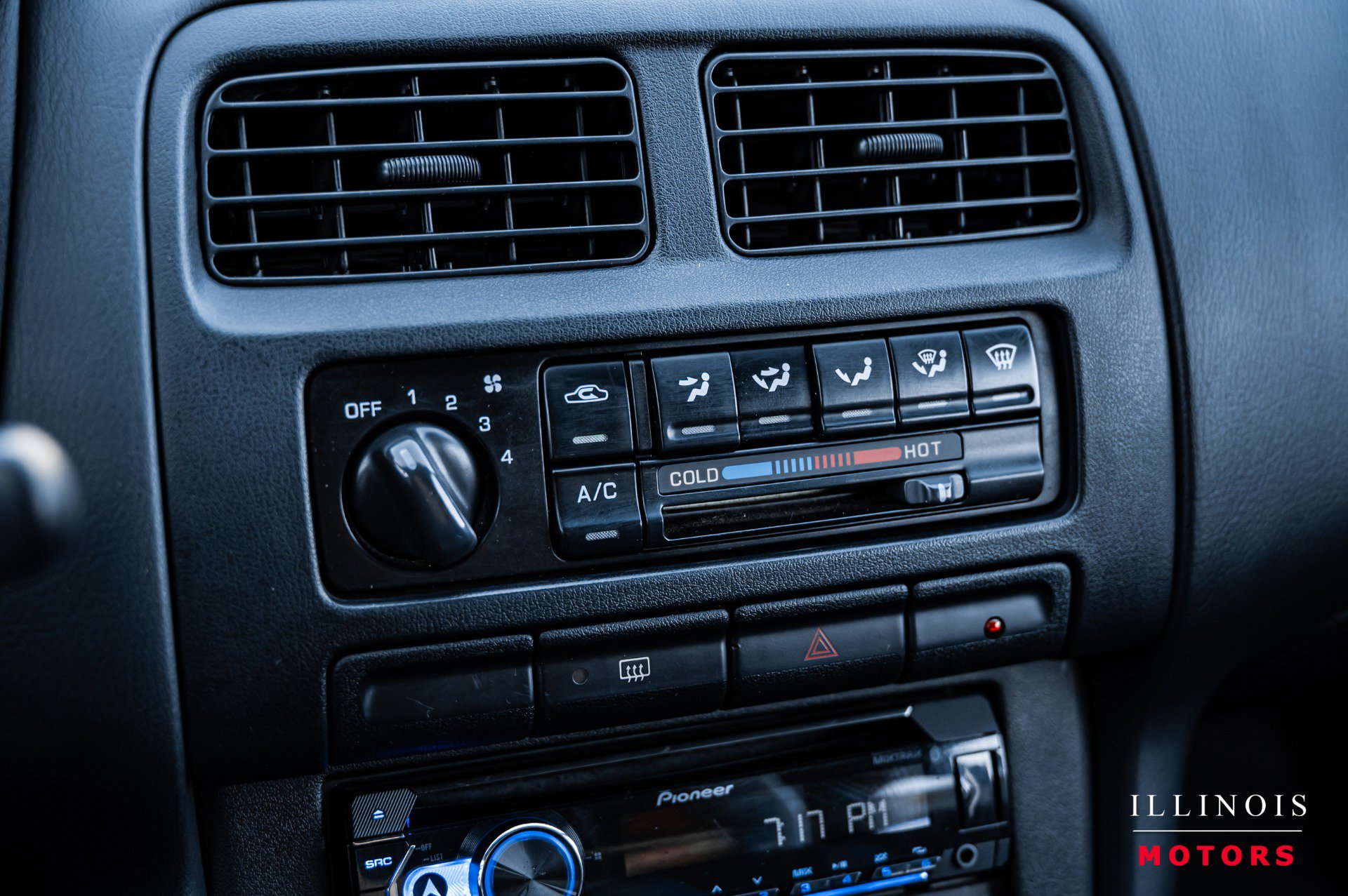 Used 1996 Nissan 240SX RWD image 30