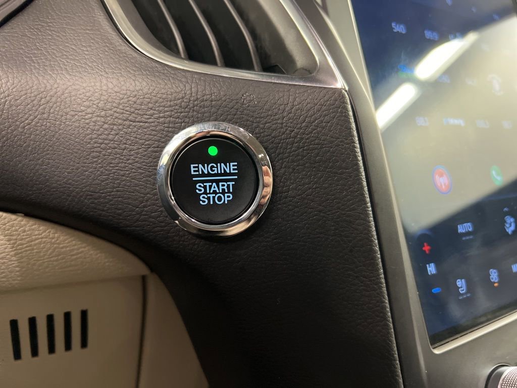 Certified 2024 Ford Edge Titanium AWD/4WD image 16