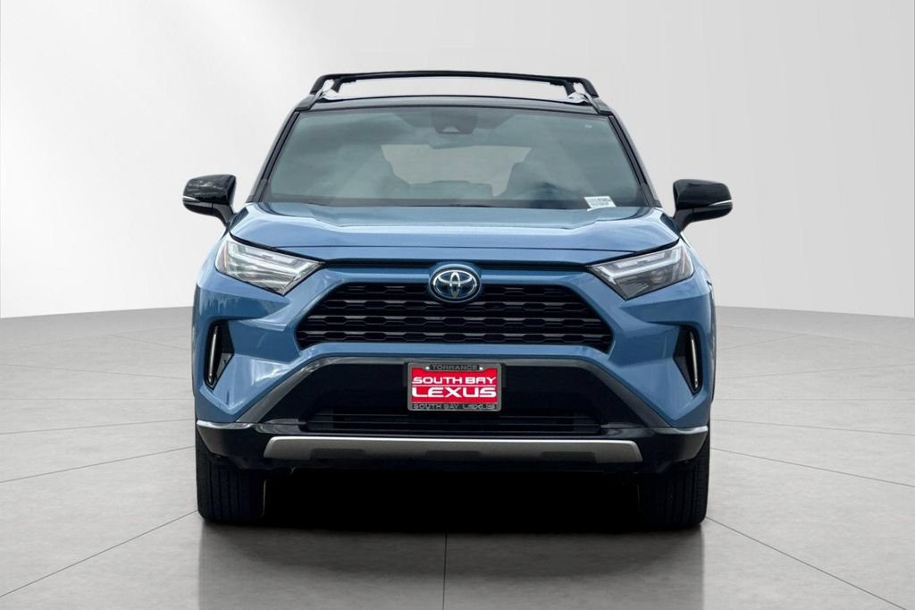 Used 2024 Toyota RAV4 XSE AWD/4WD image 9