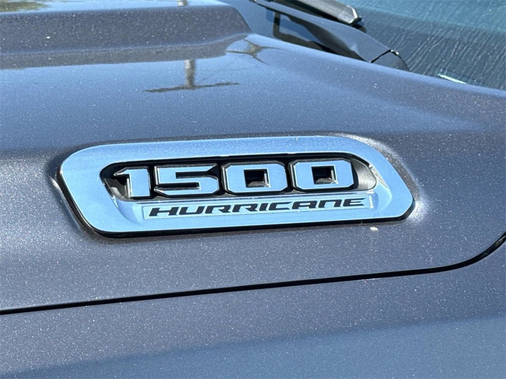 New 2026 RAM 1500 4x4 Crew Cab image 9