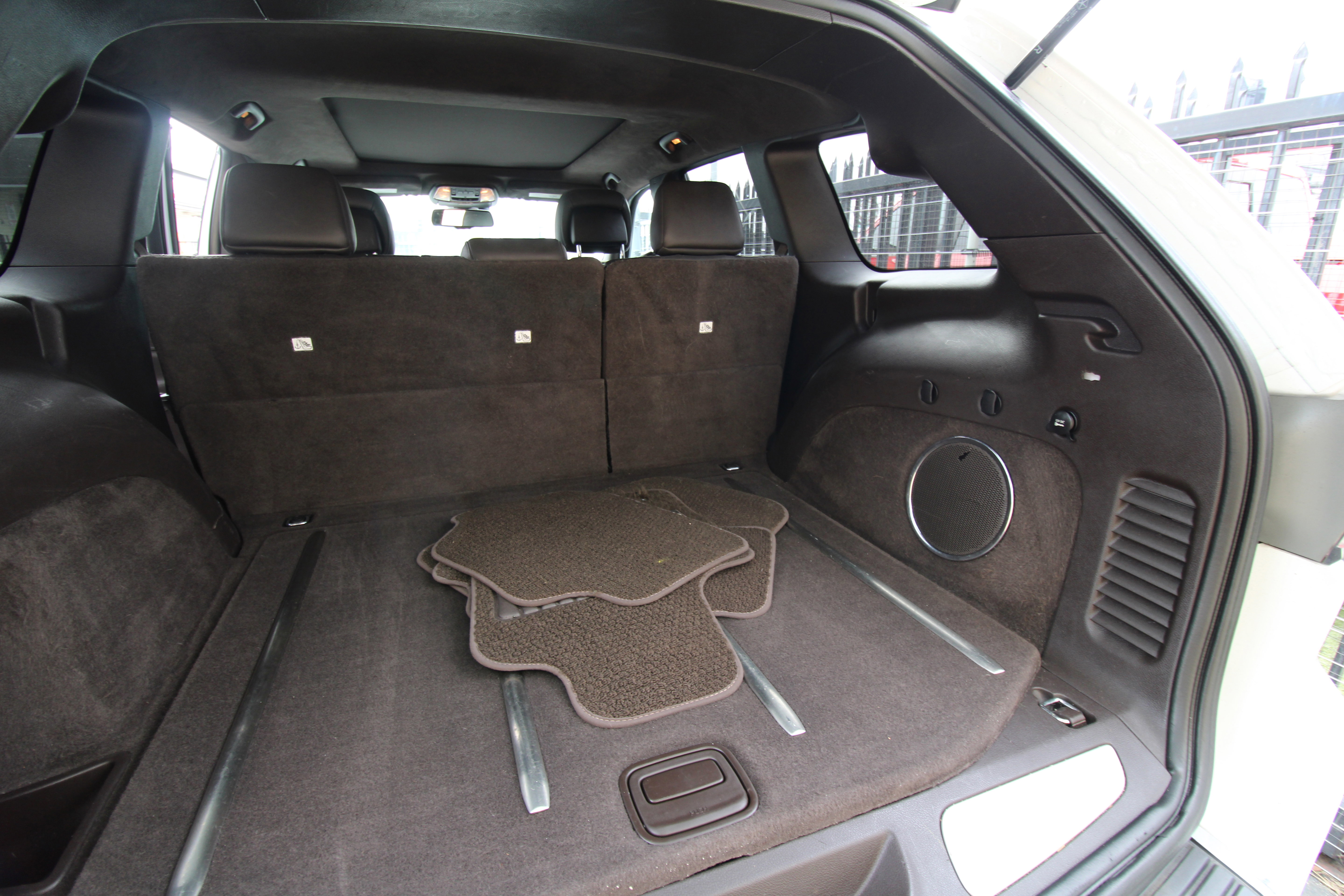 Used 2014 Jeep Grand Cherokee Summit AWD/4WD image 21