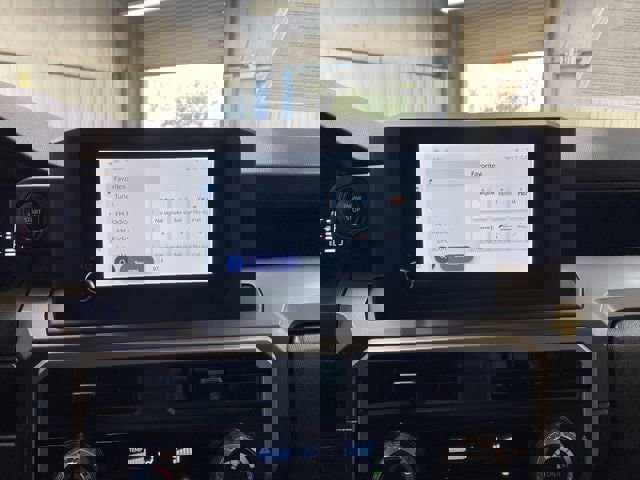 Used 2025 Toyota Tacoma SR5 image 40