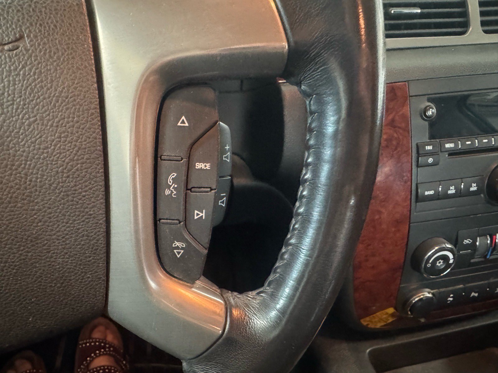 Used 2011 Chevrolet Avalanche LS w/ Convenience Package AWD/4WD image 20