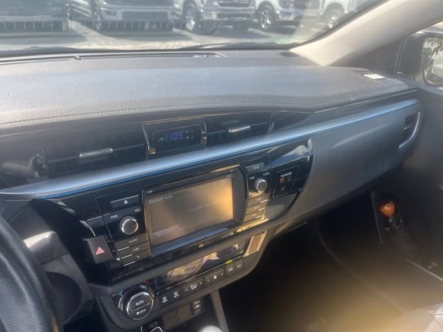 Used 2014 Toyota Corolla S FWD image 2