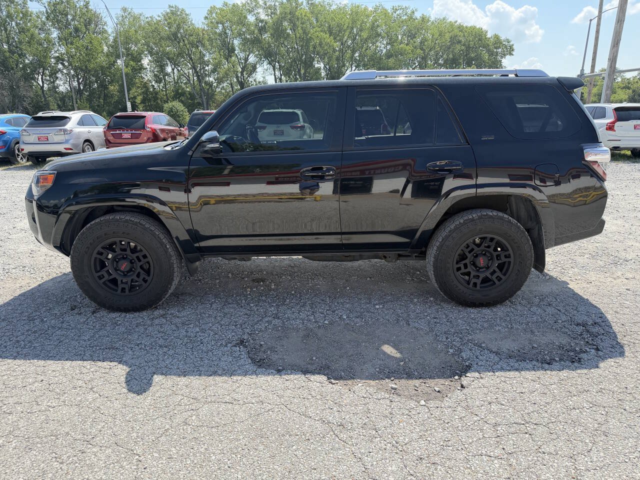 Used 2014 Toyota 4Runner SR5 Premium w/ Convenience Package AWD/4WD image 6