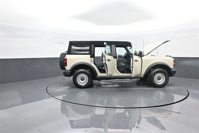 New 2025 Ford Bronco 4-Door image 36