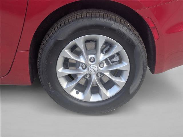 New 2026 Chrysler Pacifica Select image 10