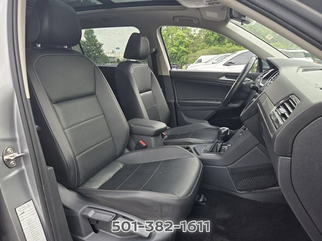 Used 2021 Volkswagen Tiguan SE FWD image 19