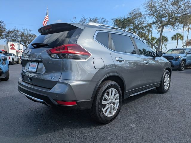 Used 2019 Nissan Rogue SV image 4