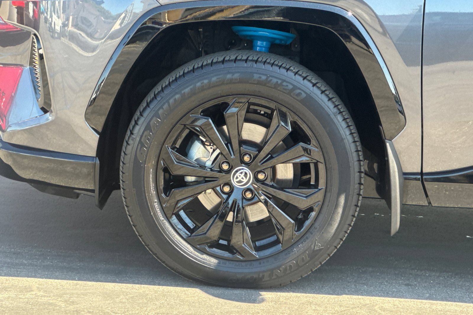 Certified 2025 Toyota RAV4 SE AWD/4WD image 35