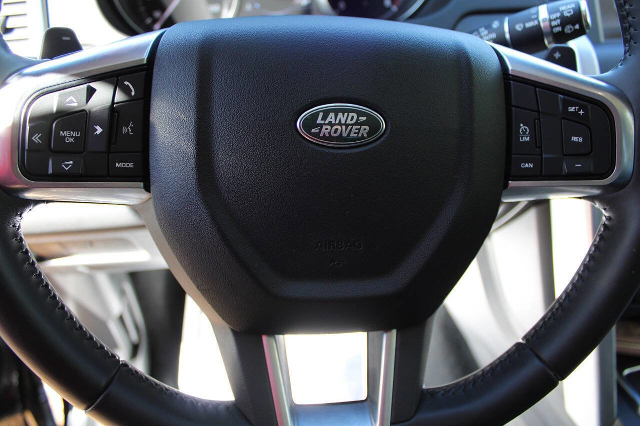 Used 2018 Land Rover Discovery Sport SE image 24